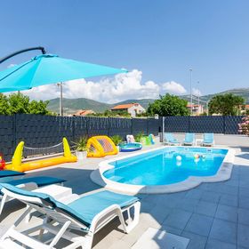 Apartman Kaštel Novi - CDT530