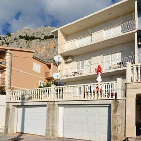 Apartman Omiš - CDE085