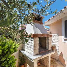 Vendégház Valbandon - CIF569