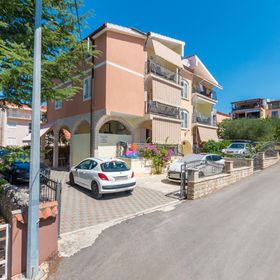 Apartman Sveti Filip i Jakov - CDA812