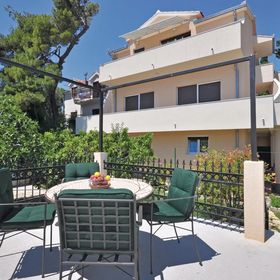 Apartman Kaštel Gomilica - CDT452