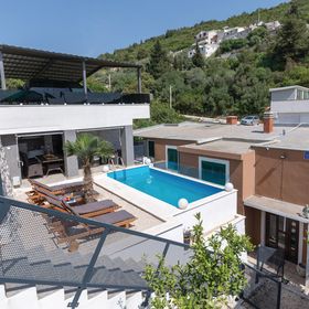 Apartman Klek - CDR350