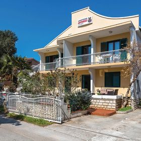 Apartman Rogoznica - CDJ472