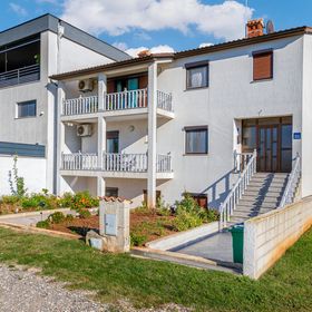 Apartman Pula - CIR447