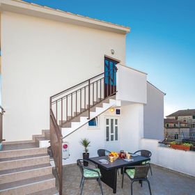 Apartman Kaštel Kamblelovac - CDE498