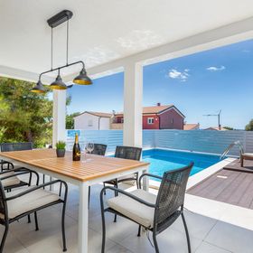 Vendégház Betiga - CIF855