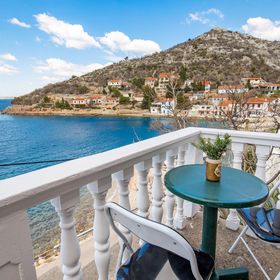 Apartman Starigrad - CKV569