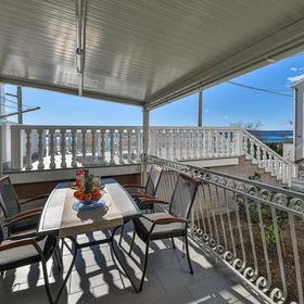 Apartman Kaštel Kamblelovac - CDE896