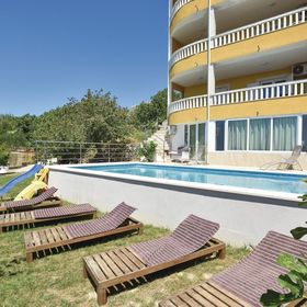 Apartman Žrnovnica - CDE322