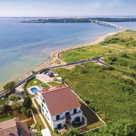 Apartman Privlaka - CDA161