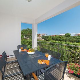 Vendégház Kaštel Novi - CDF580