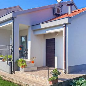 Vendégház Kaštel Novi - CDF580