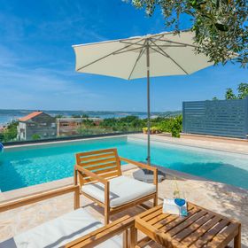 Vendégház Maslenica - CDZ763