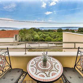 Apartman Kaštel Lukšić - CDC479