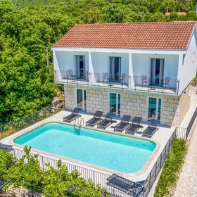 Vendégház Molunat - CDD689