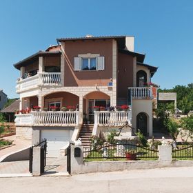 Apartman Maslenica - CDZ681