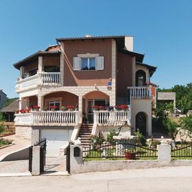 Apartman Maslenica - CDZ681