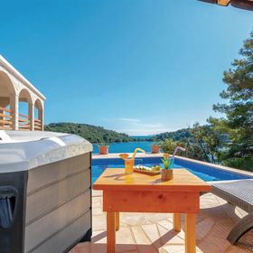 Apartman Karbuni - CDS635