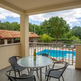 Apartman Pinezići - CKK584