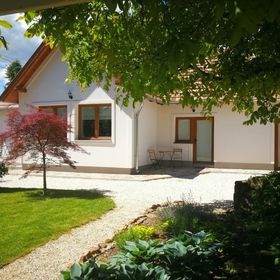 Kő a Hegyből Vendégház Káptalantóti