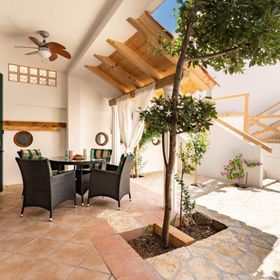 Apartment Green & Blue Novalja