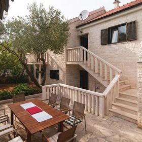 Apartman Supetar - CDB447