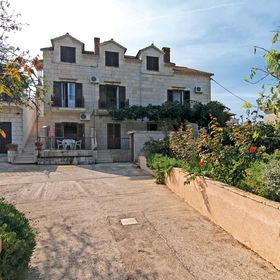 Apartman Supetar - CDB412