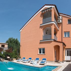 Apartman Pula - CIR358