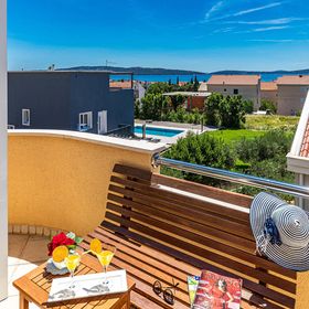 Apartman Kaštel Kamblelovac - CDF396