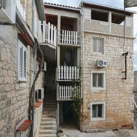 Apartman Slatine - CDE637