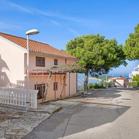 Apartman Primošten - CDJ584