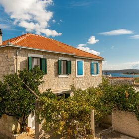 Apartman Drvenik Mali - CDM400