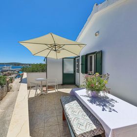 Apartman Drvenik Mali - CDM400