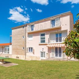 Apartman Sveti Filip i Jakov - CDA744