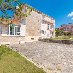 Apartman Sveti Filip i Jakov - CDA739