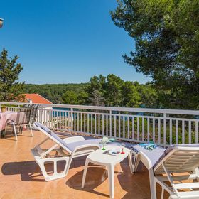 Vendégház Vrboska - CDH394