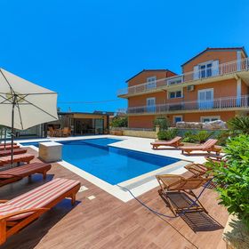 Apartman Kaštel Stari - CDT745