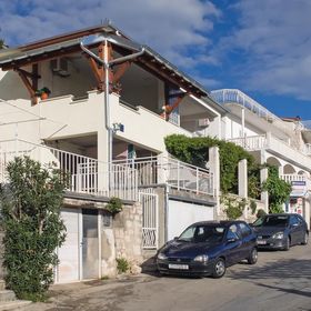 Apartman Omiš - CDE945