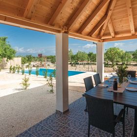 Vendégház Radonić - CDJ346