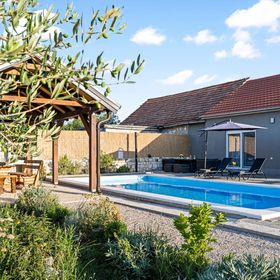 Vendégház Drinovci - CDJ603