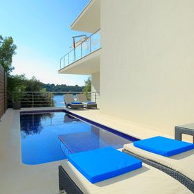 Vendégház Karbuni - CDS050