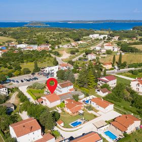 Vendégház Valbandon - CIF695