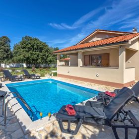 Vendégház Betiga - CIF727