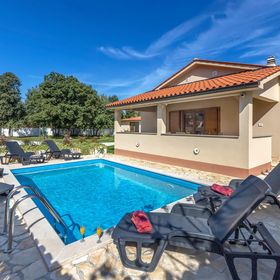 Vendégház Betiga - CIF727