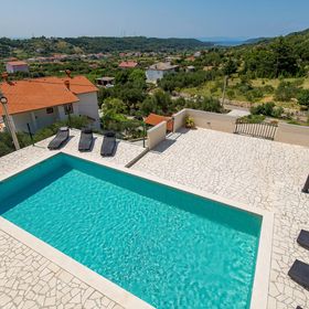 Vendégház Mundanije - CKR606