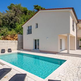 Vendégház Mundanije - CKR606