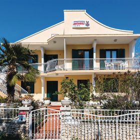 Apartman Rogoznica - CDJ474