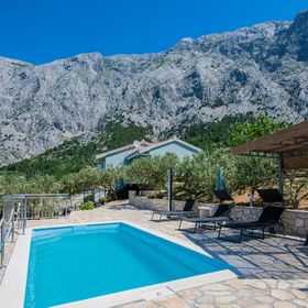 Vendégház Bast - CDE095