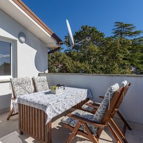 Apartman Njivice - CKK728