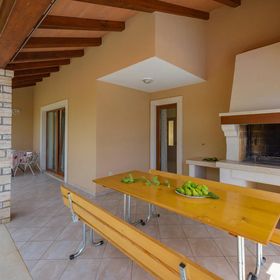 Vendégház Tinjan - CIL033